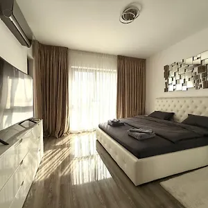 Apartament Plaza Faza 2, Bucureşti