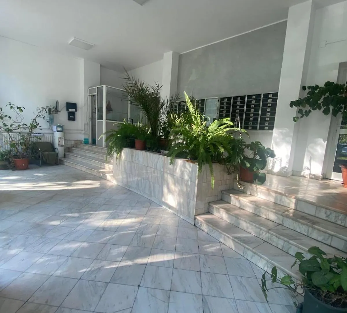 Ely Glow Decebal Piata Alba Iulia Bucharest Apartment