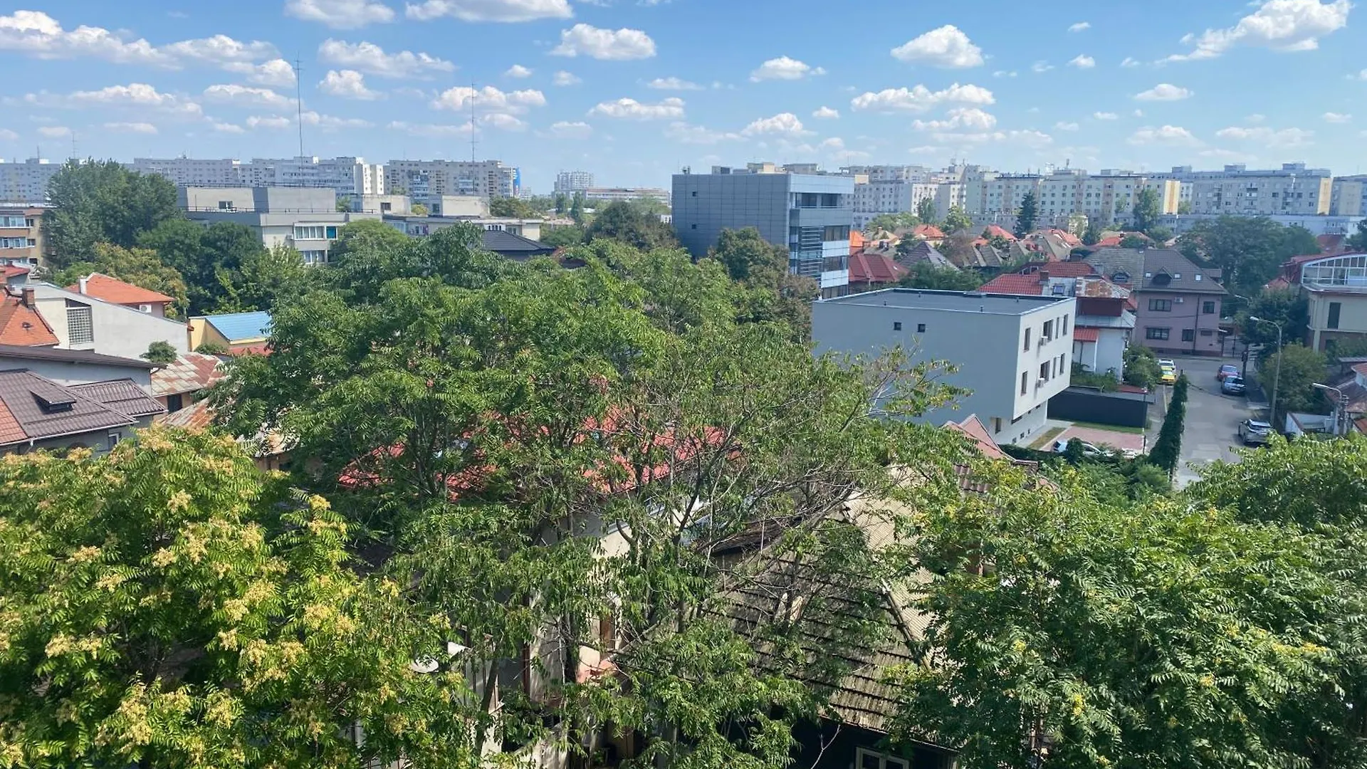 Apartament Ely Glow Decebal Piata Alba Iulia Bucureşti
