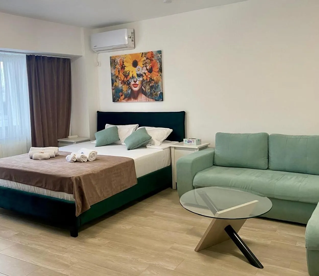Apartment Ely Glow Decebal Piata Alba Iulia Bucharest
